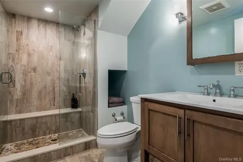 87 Hix Avenue Rye NY 10580