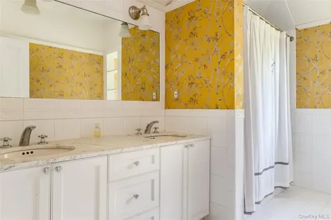 87 Hix Avenue Rye NY 10580