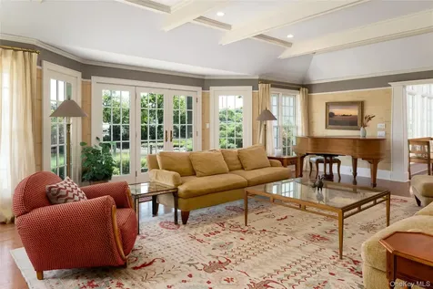 87 Hix Avenue Rye NY 10580