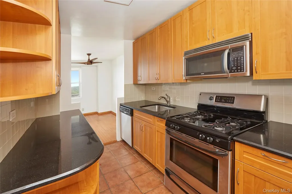 5700 Arlington Avenue Bronx NY 10471