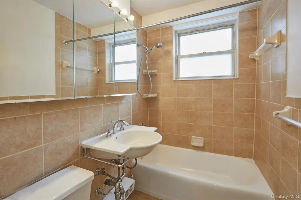 5700 Arlington Avenue Bronx NY 10471