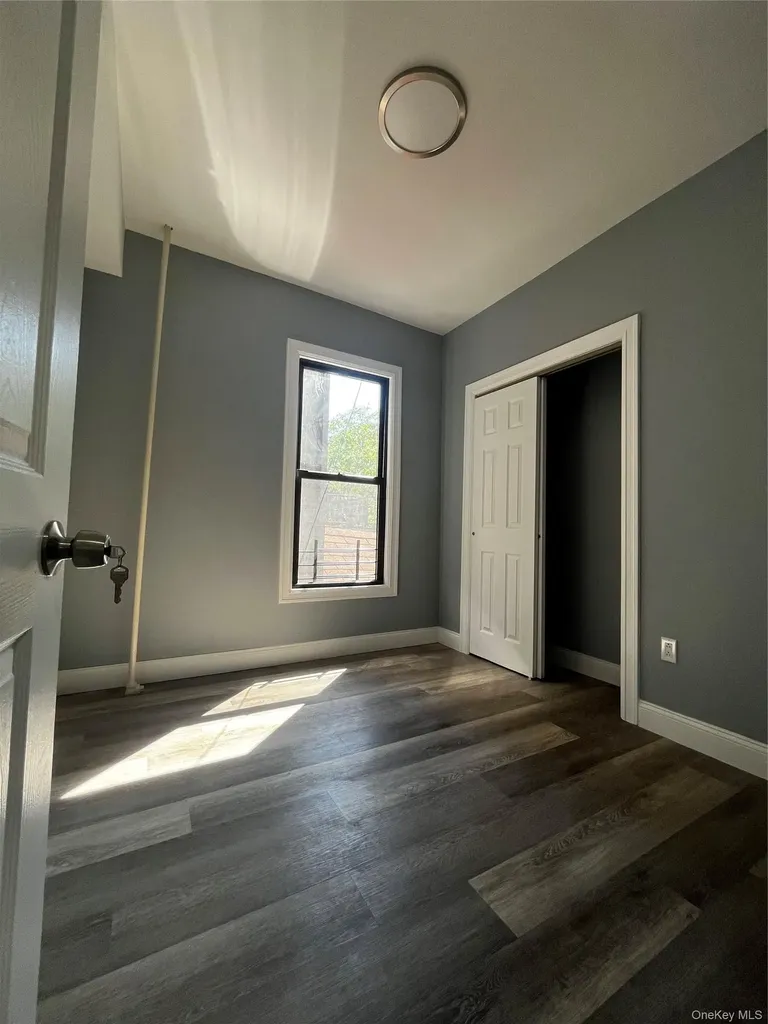 3294 Hull Avenue Bronx NY 10467