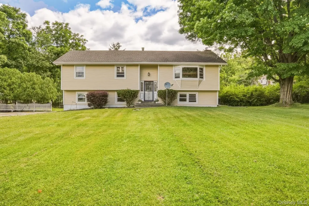 4 Hunt Drive Call Listing Agent NY 10921