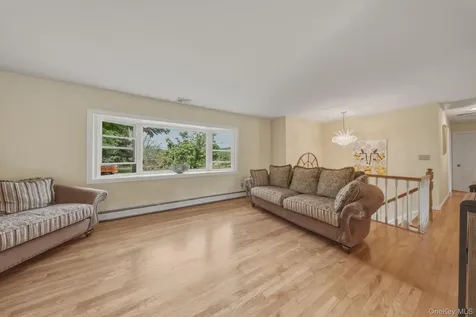 4 Hunt Drive Call Listing Agent NY 10921