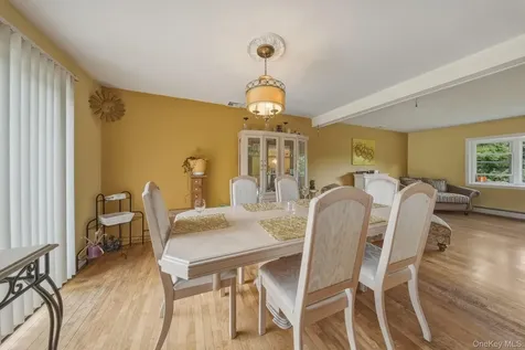 4 Hunt Drive Call Listing Agent NY 10921