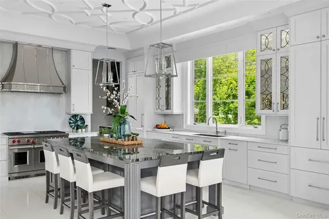 Whitestone NY 11357