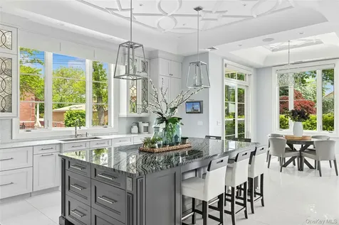 Whitestone NY 11357
