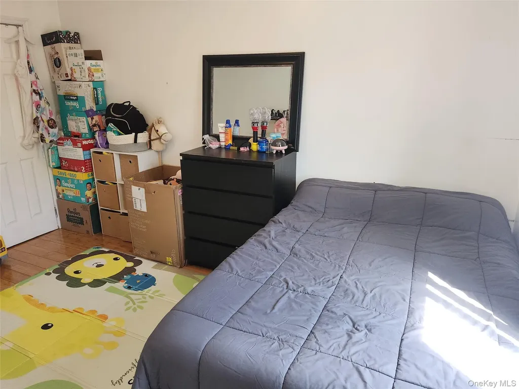 3324 Gunther Avenue Bronx NY 10469