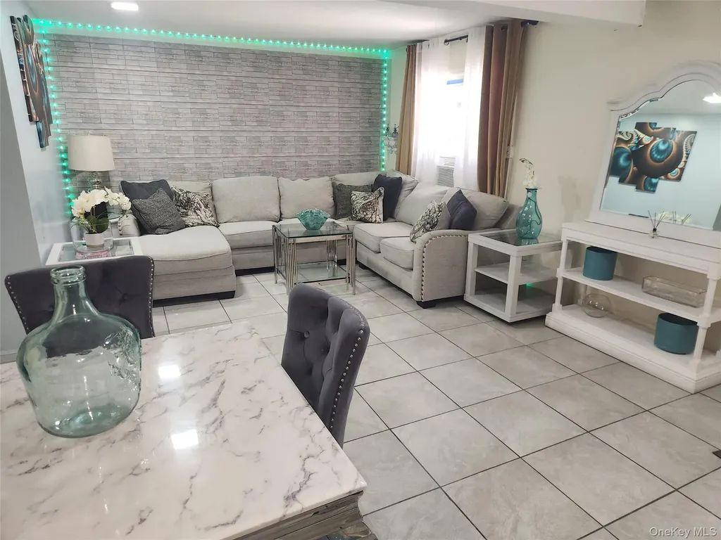3324 Gunther Avenue Bronx NY 10469