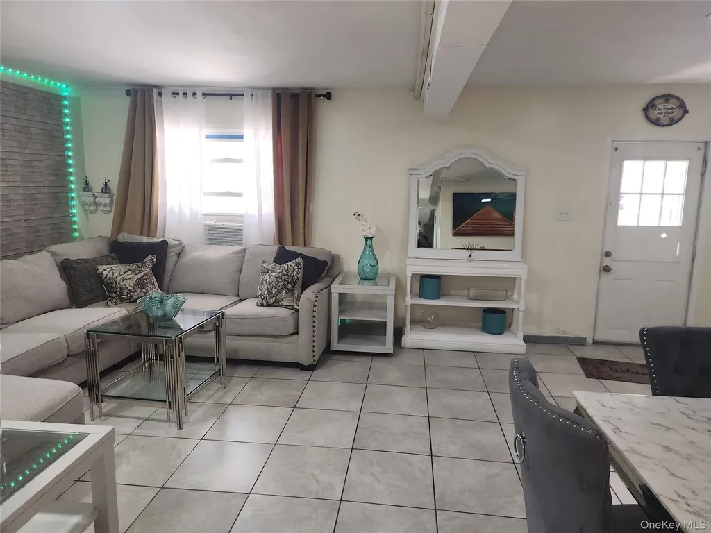 3324 Gunther Avenue Bronx NY 10469