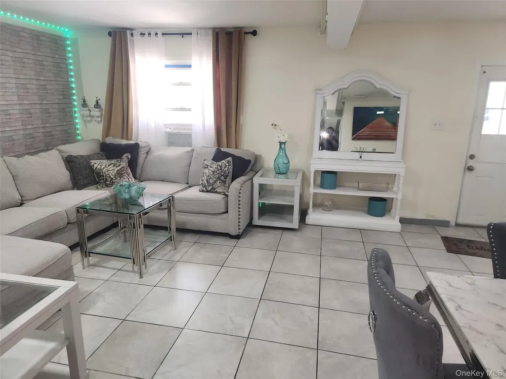 3324 Gunther Avenue Bronx NY 10469