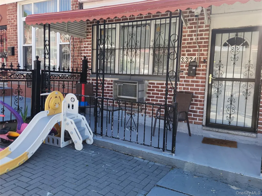 3324 Gunther Avenue Bronx NY 10469