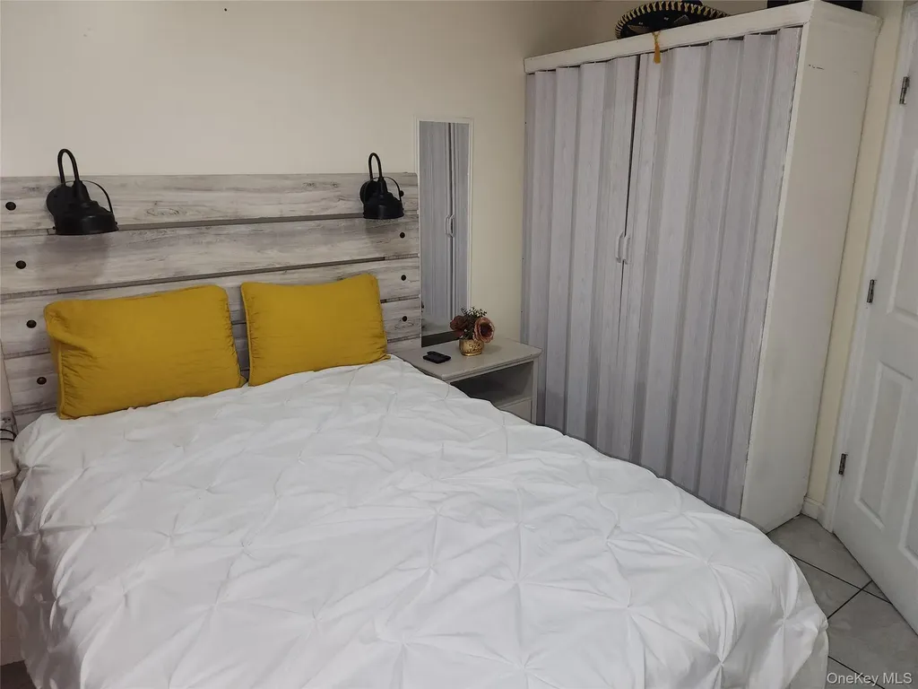3324 Gunther Avenue Bronx NY 10469