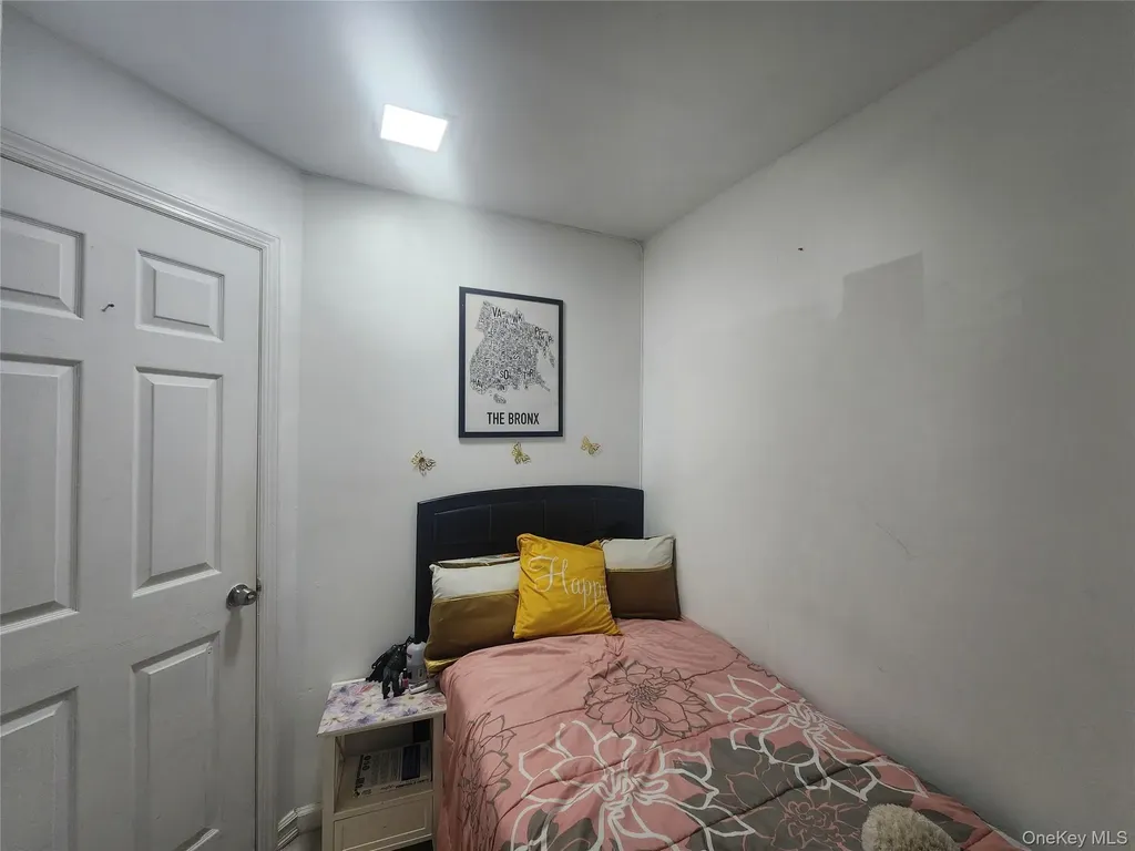 3324 Gunther Avenue Bronx NY 10469