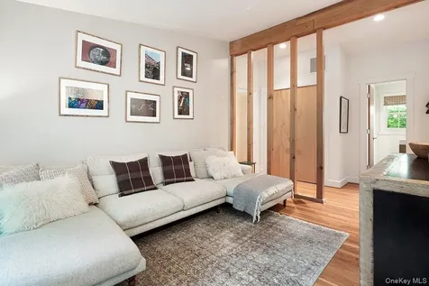 1821 Spring Valley Road Ossining NY 10562