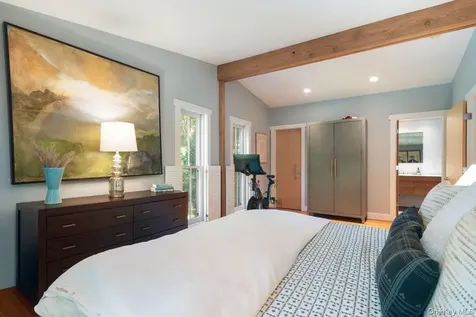 1821 Spring Valley Road Ossining NY 10562