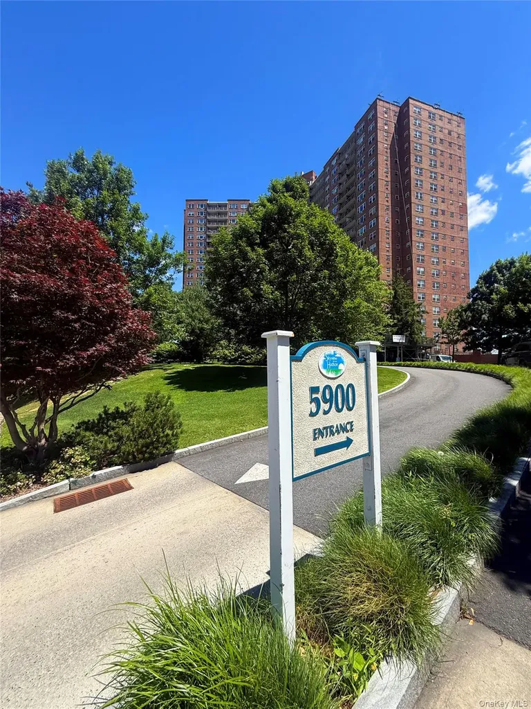 5900 Arlington Avenue Bronx NY 10471