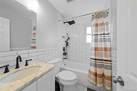 244 Sheridan Street Westbury NY 11590