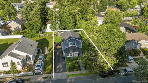 244 Sheridan Street Westbury NY 11590