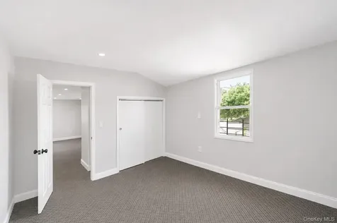 21704 135th Avenue Springfield Gardens NY 11413