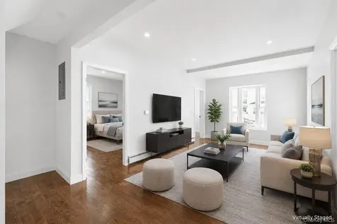 21704 135th Avenue Springfield Gardens NY 11413