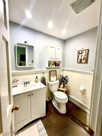 9 Oyster Bay Road Locust Valley NY 11560