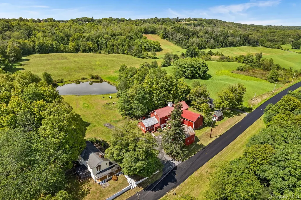 37 S Plank Road Westtown NY 10998