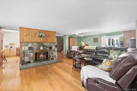 37 S Plank Road Westtown NY 10998