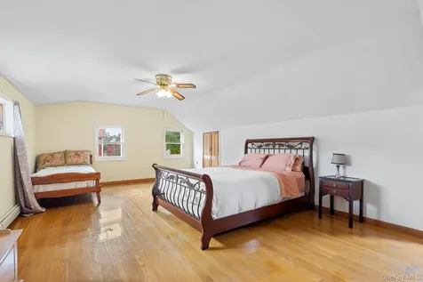 37 S Plank Road Westtown NY 10998