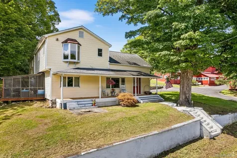 37 S Plank Road Westtown NY 10998