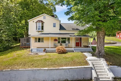 37 S Plank Road Westtown NY 10998
