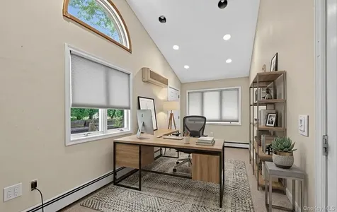 89 Beaumont Drive Plainview NY 11803