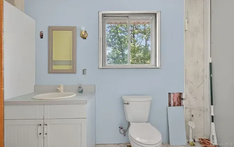 89 Beaumont Drive Plainview NY 11803