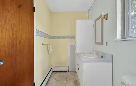 89 Beaumont Drive Plainview NY 11803