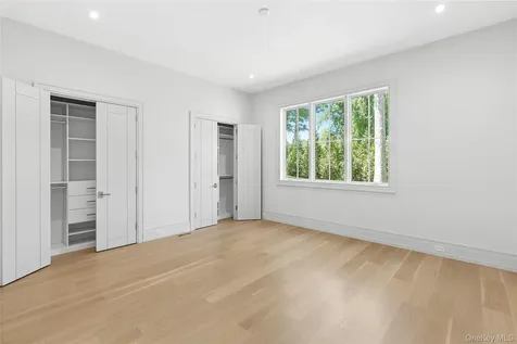 225 Norris Lane Bridgehampton NY 11932