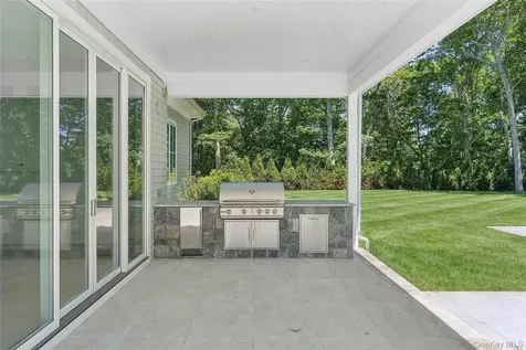 225 Norris Lane Bridgehampton NY 11932