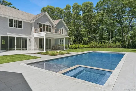 225 Norris Lane Bridgehampton NY 11932