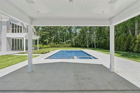 225 Norris Lane Bridgehampton NY 11932