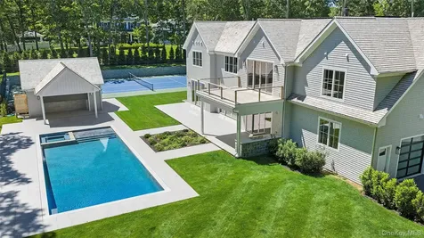 225 Norris Lane Bridgehampton NY 11932