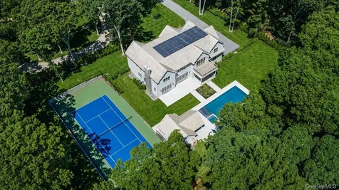 225 Norris Lane Bridgehampton NY 11932