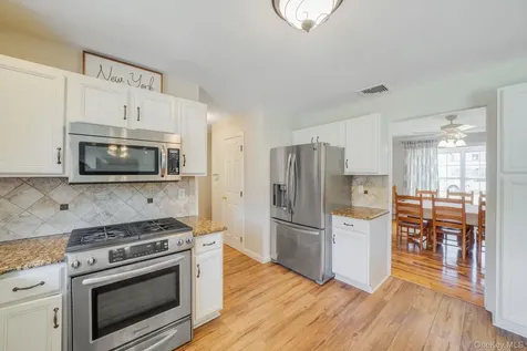 22 Northumberland Drive Shoreham NY 11786