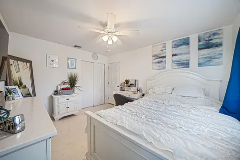 22 Northumberland Drive Shoreham NY 11786
