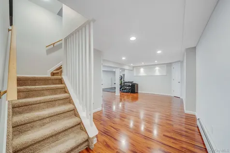 22 Northumberland Drive Shoreham NY 11786