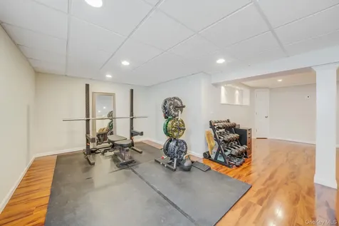 22 Northumberland Drive Shoreham NY 11786