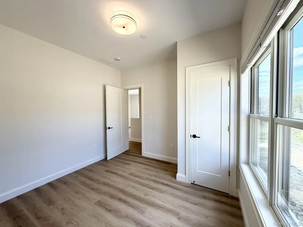 904 Oakridge Common South Salem NY 10590