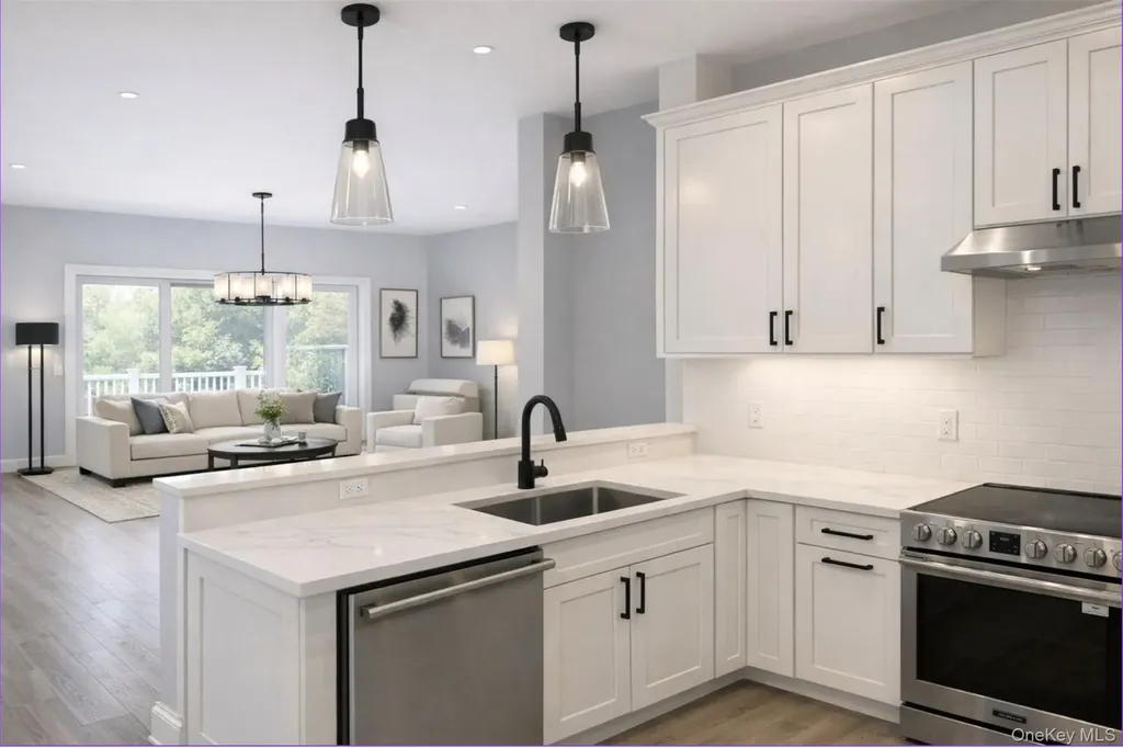 904 Oakridge Common South Salem NY 10590