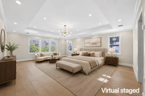 2 Circle Drive Syosset NY 11791