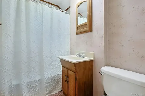 445 E Sunnyside Lane Irvington NY 10533