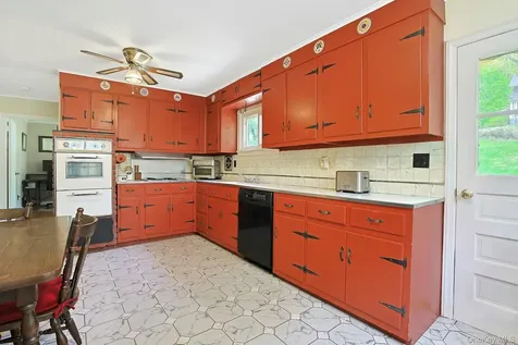 445 E Sunnyside Lane Irvington NY 10533