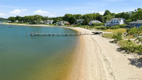 2675 Kerwin Boulevard Greenport NY 11944